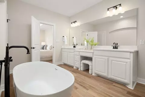 Bath - 6508 Anaqua Loop, Mcallen, TX 78504 photo 3 of 6