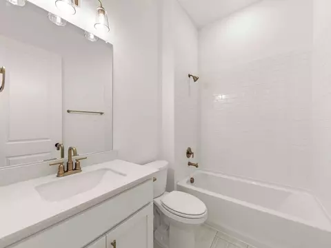 Bath - 2109 Tupelo Trl, Argyle, TX 76226 photo 1 of 7