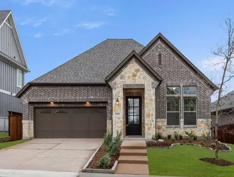 Exterior - 2109 Tupelo Trl, Argyle, TX 76226 photo 3 of 6