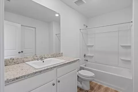 Bath - 18721 Quiet Range Dr, Elgin, TX 78621 photo 2 of 3