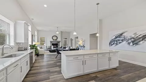 Kitchen - 479 Adhurst Dr, Enoree, SC 29335 photo 5 of 5