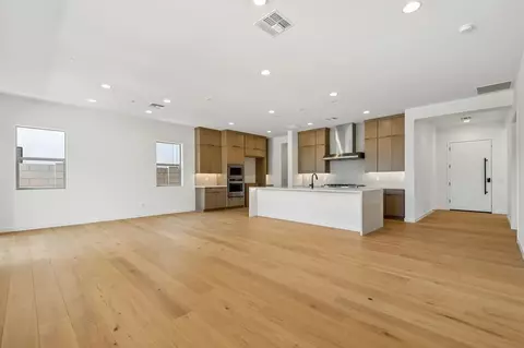 Living - 10435 E Unity Ave, Mesa, AZ 85212 photo 1 of 4