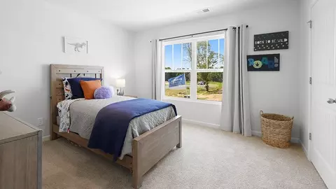 Bedroom - 8171 Coldstream Dr, Fairburn, GA 30213 photo 12 of 13