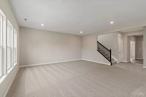 Living - 7863 Horizon Bnd, Morrow, OH 45152 photo 2 of 11