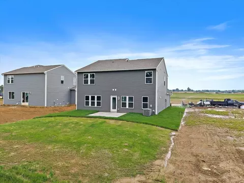 Exterior - 7863 Horizon Bnd, Morrow, OH 45152 photo 4 of 15