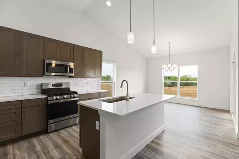 Kitchen - 10245 Spokane Dr, Affton, MO 63123 photo 7 of 18