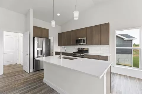 Kitchen - 10245 Spokane Dr, Affton, MO 63123 photo 6 of 18