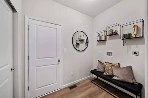 Entry Way - 10245 Spokane Dr, Affton, MO 63123 photo 2 of 11