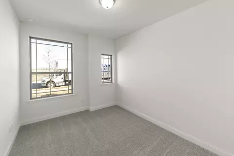 Bedroom - 601 Trinity St, Van Alstyne, TX 75495 photo 2 of 6