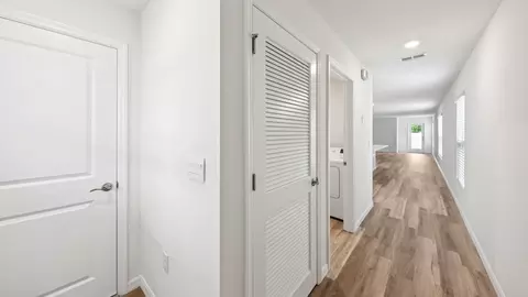 Entry Way - 4428 SW 69th St, Ocala, FL 34474 photo 1 of 2