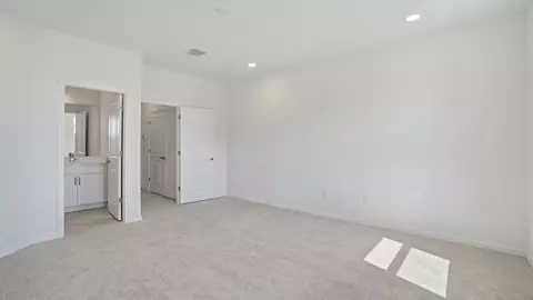 Bedroom - 619 Silver Stream Ct, Brandon, FL 33511 photo 2 of 10