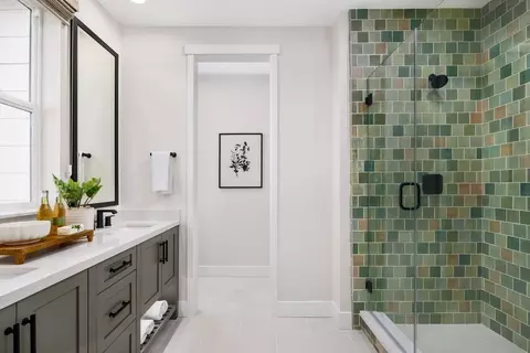 Bath - 1700 Margaret Way, Dublin, CA 94568 photo 4 of 5