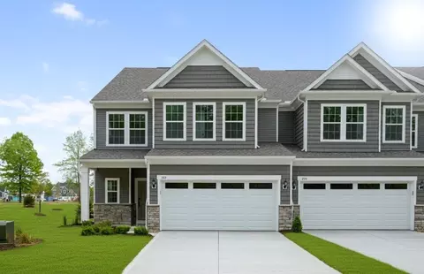 656 S Port Dr, Avon Lake, OH 44012
