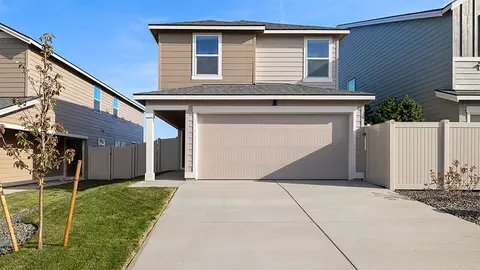 6411 Sandstone Dr, Pasco, WA 99301