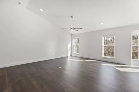 Living - 1146 Bloomfield Dr, Eureka, MO 63025 photo 3 of 3