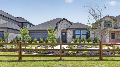 Exterior - 1922 Calmshade Dr, Celina, TX 75009 photo 3 of 6