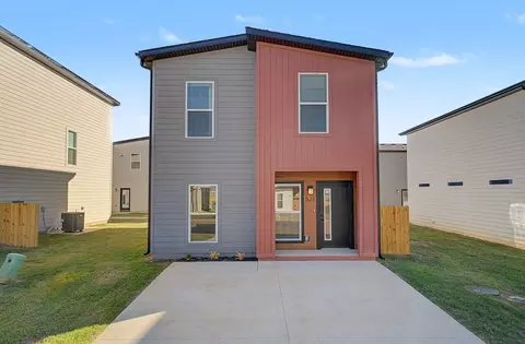 521 Discovery Ave, Centerton, AR 72713