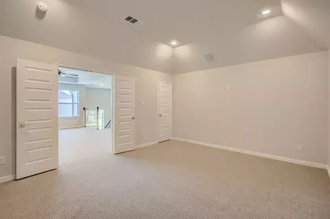 Bedroom - 910 Shooting Star Dr, Prosper, TX 75078 photo 5 of 10