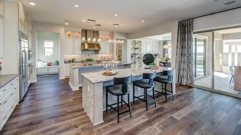 Kitchen - 9912 E Strobe Ave, Mesa, AZ 85212 photo 8 of 13