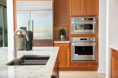 Kitchen - 9912 E Strobe Ave, Mesa, AZ 85212 photo 10 of 13