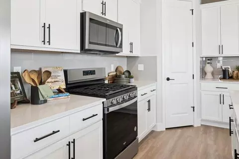Kitchen - 335 Amy Ave, Fort Lupton, CO 80621 photo 2 of 4