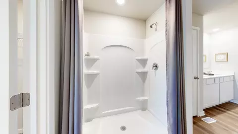 Bath - 17613 Phoebe St, Bennington, NE 68007 photo 7 of 7