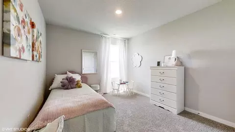 Bedroom - 17613 Phoebe St, Bennington, NE 68007 photo 4 of 13