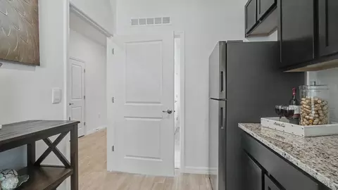 Entry Way - 11 Pheasant Dr, Palm Coast, FL 32164 photo 3 of 9
