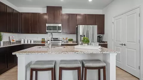 Kitchen - 11 Pheasant Dr, Palm Coast, FL 32164 photo 4 of 7