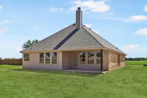 Exterior - Springfield Rd, Springtown, TX 76082 photo 10 of 11