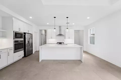 6196 NW Tuckaway Ave, Port Saint Lucie, FL 34987