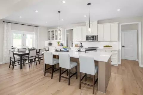 Kitchen - 407 Nellie Rd, Walhalla, SC 29691 photo 5 of 6