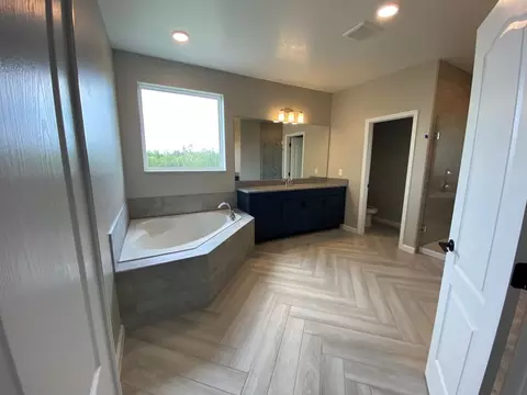 Bath - 3132 Solace Way, Orlando, FL 32820 photo 1 of 3