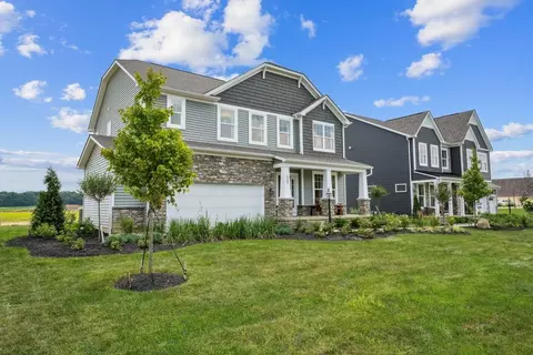 210 River Birch Dr, Galena, OH 43021