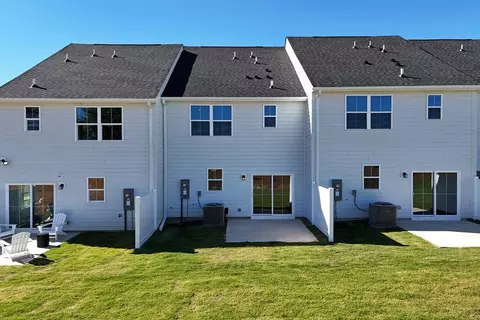 Exterior - 224 Jango Cir, Greer, SC 29651 photo 2 of 4