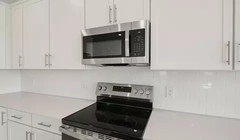 Kitchen - 1698 Crooked Creek St, Saint Cloud, FL 34771 photo 2 of 6