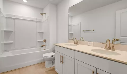 Bath - 1698 Crooked Creek St, Saint Cloud, FL 34771 photo 2 of 5