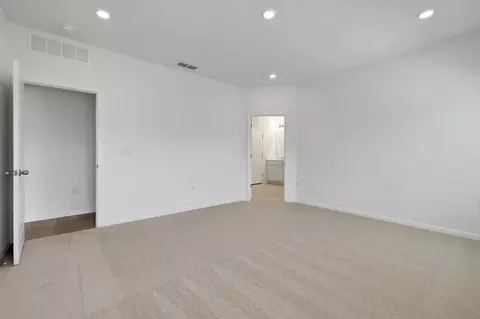 Bedroom - 382 Barbosa Trl, Saint Augustine, FL 32095 photo 3 of 8
