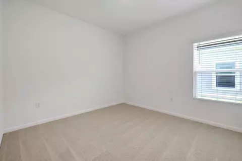 Bedroom - 382 Barbosa Trl, Saint Augustine, FL 32095 photo 4 of 8