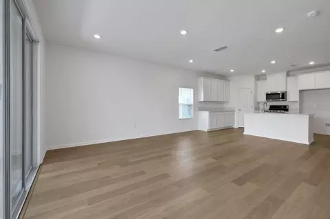 Living - 382 Barbosa Trl, Saint Augustine, FL 32095 photo 2 of 8