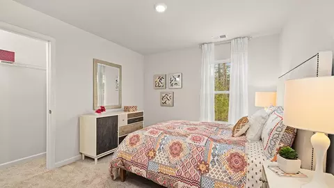 Bedroom - 5595 Wintergreen Dr, Fairburn, GA 30213 photo 4 of 8