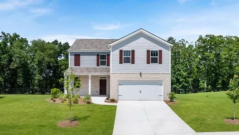 5595 Wintergreen Dr, Fairburn, GA 30213