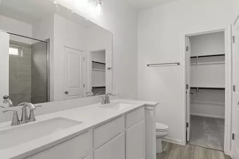 Bath - 283 Tailwind Dr, Kyle, TX 78640 photo 1 of 2