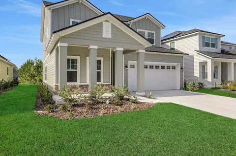3515 Americana Dr, Green Cove Springs, FL 32043