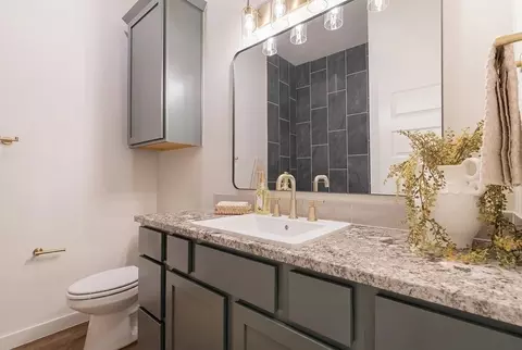 Bath - 3009 Bluejay Rd, Amarillo, TX 79124 photo 1 of 3