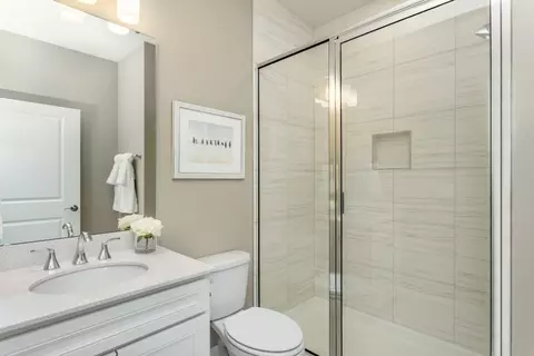 Bath - 225 Legato Blvd, Murfreesboro, TN 37128 photo 3 of 5