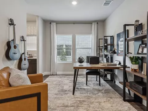 404 Watertown Dr, Mckinney, TX 75071