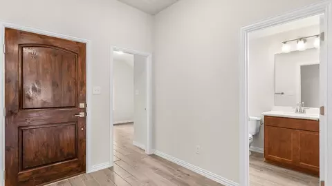 Entry Way - 2719 Echinacea Path, Converse, TX 78109 photo 1 of 4