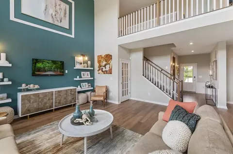 Living - 6539 Creststone Ct, Plainfield, IN 46168 photo 2 of 4