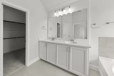 Bath - 6512 Farndon Dr, Celina, TX 75009 photo 3 of 5
